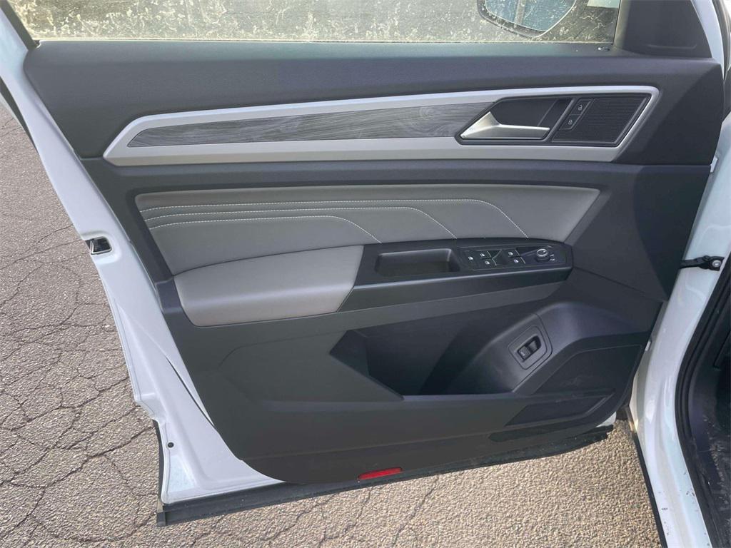 used 2021 Volkswagen Atlas Cross Sport car, priced at $22,195