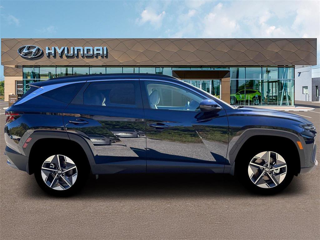 new 2026 Hyundai TUCSON Hybrid car, priced at $32,500