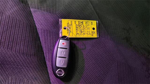 used 2016 Nissan Rogue car