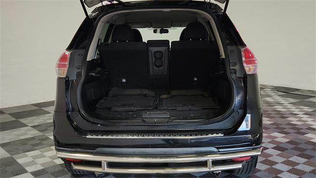 used 2016 Nissan Rogue car