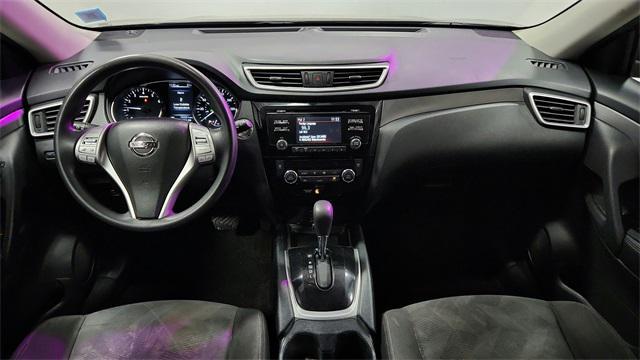 used 2016 Nissan Rogue car