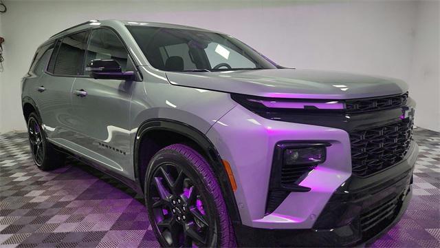 used 2025 Chevrolet Traverse car, priced at $55,995