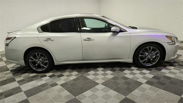used 2014 Nissan Maxima car