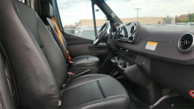 used 2022 Mercedes-Benz Sprinter 4500 car