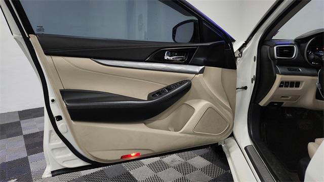 used 2017 Nissan Maxima car, priced at $7,995