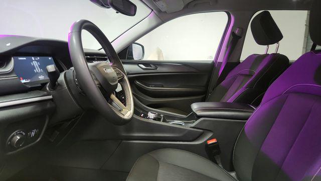 used 2024 Jeep Grand Cherokee car, priced at $28,887
