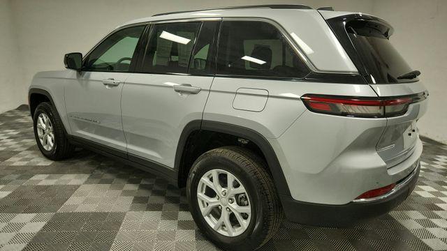 used 2023 Jeep Grand Cherokee car, priced at $31,800