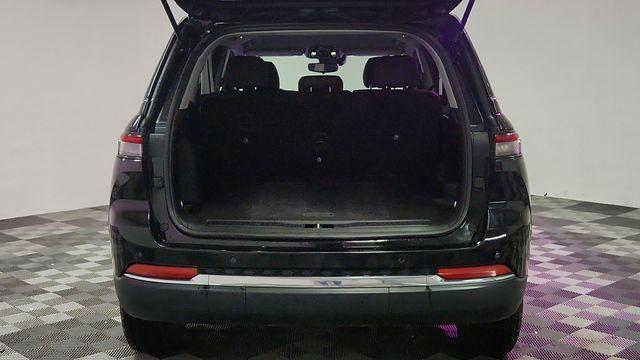 used 2024 Jeep Grand Cherokee car, priced at $32,888
