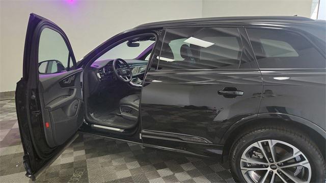 used 2025 Audi Q7 car, priced at $51,800