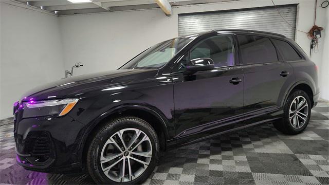 used 2025 Audi Q7 car, priced at $51,800