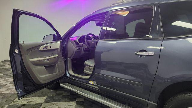used 2014 Chevrolet Traverse car