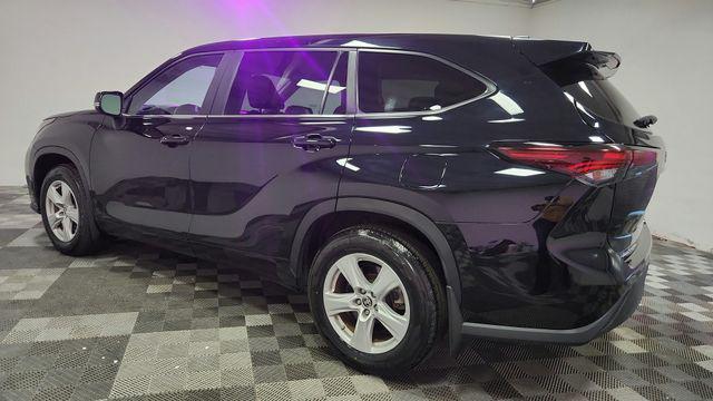 used 2024 Toyota Highlander car
