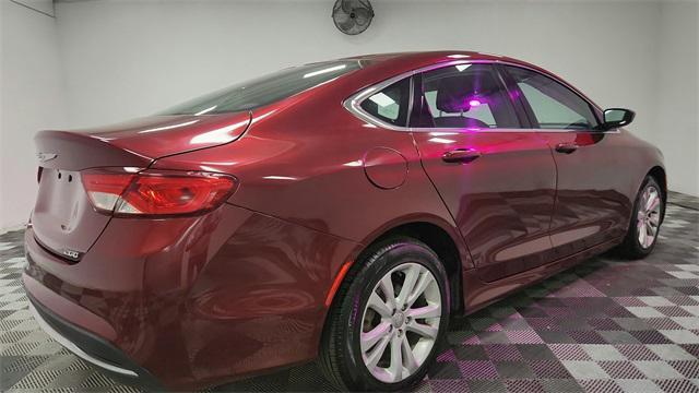 used 2015 Chrysler 200 car