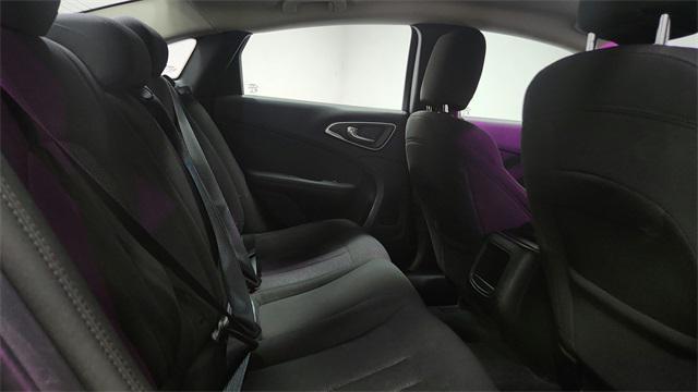 used 2015 Chrysler 200 car