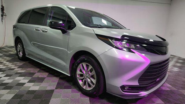 used 2021 Toyota Sienna car