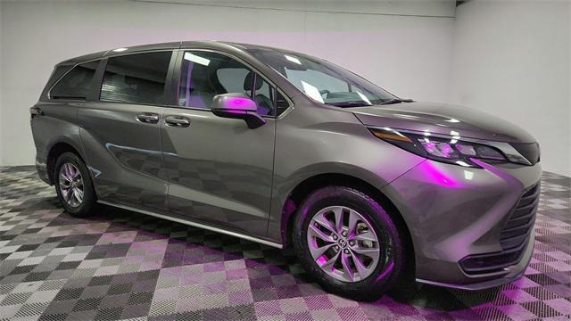 used 2024 Toyota Sienna car, priced at $38,888