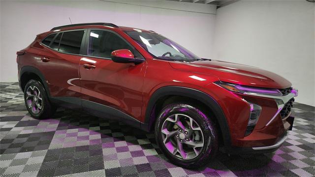 used 2025 Chevrolet Trax car, priced at $23,800