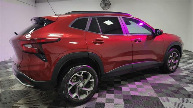 used 2025 Chevrolet Trax car, priced at $23,800