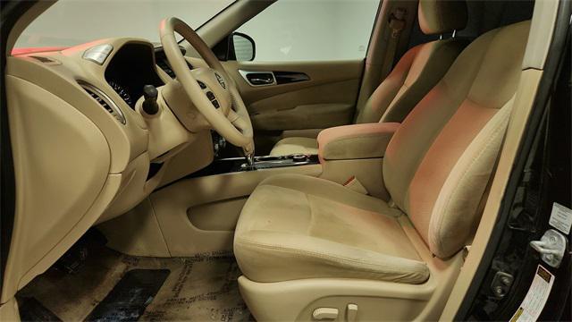 used 2014 Nissan Pathfinder car, priced at $10,995