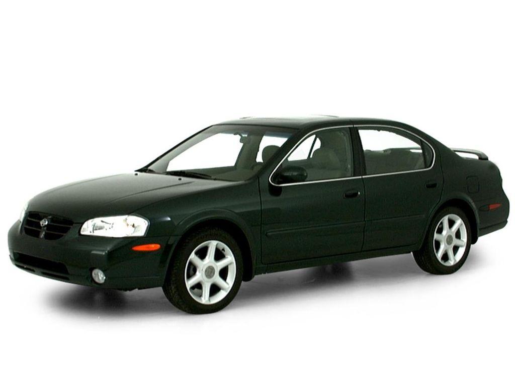 used 2000 Nissan Maxima car