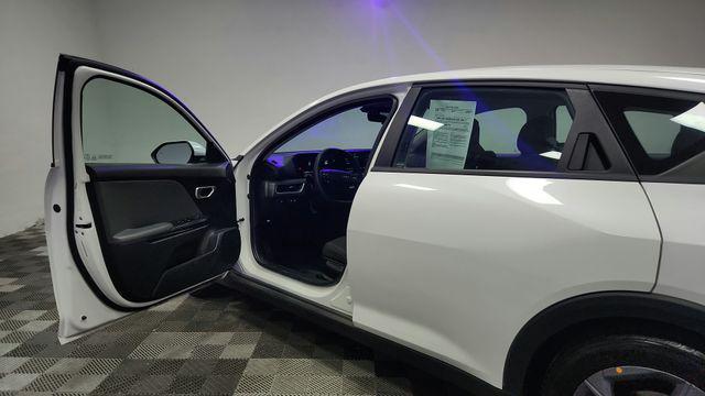 used 2025 Kia K4 car