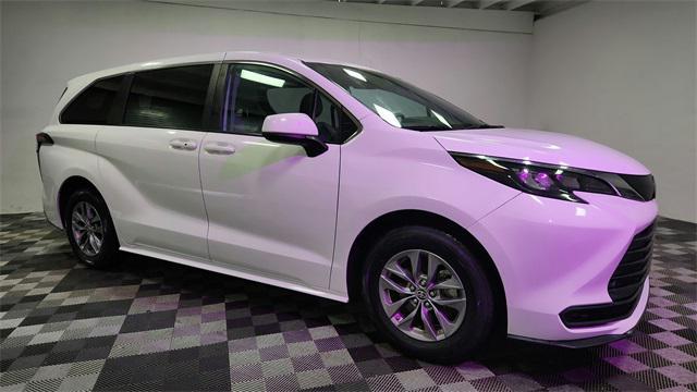 used 2024 Toyota Sienna car, priced at $37,800