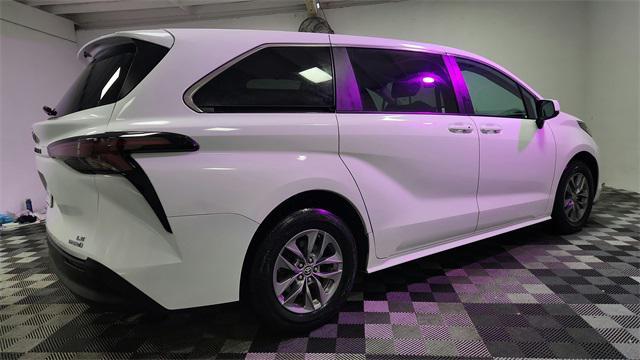 used 2024 Toyota Sienna car, priced at $37,800