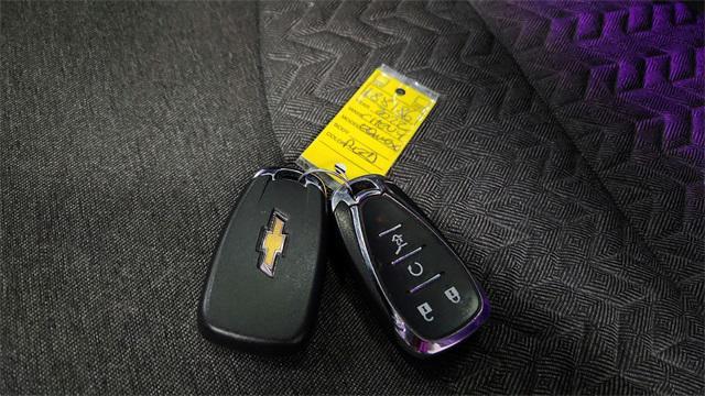 used 2022 Chevrolet Equinox car