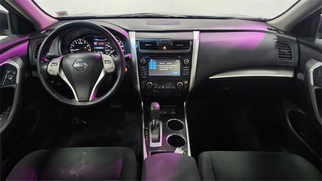 used 2014 Nissan Altima car