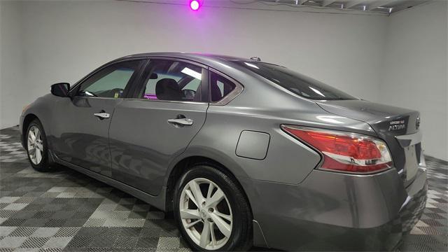used 2014 Nissan Altima car