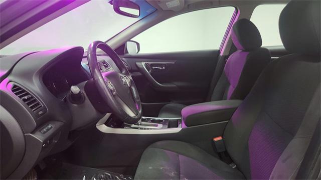 used 2014 Nissan Altima car