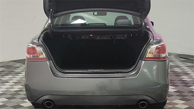 used 2014 Nissan Altima car