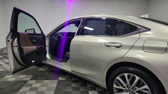 used 2025 Lexus ES 350 car, priced at $39,888