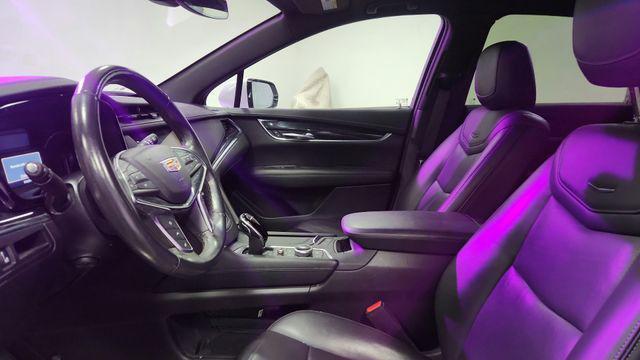 used 2022 Cadillac XT5 car, priced at $28,888
