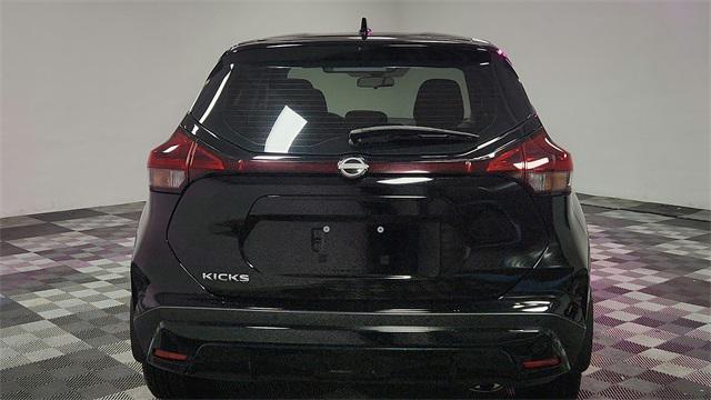 used 2023 Nissan Kicks car