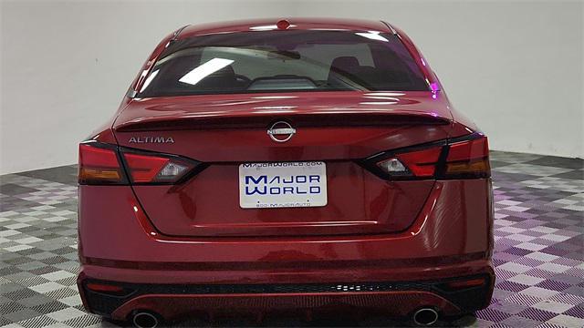 used 2025 Nissan Altima car