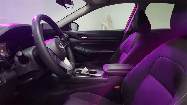 used 2025 Nissan Altima car