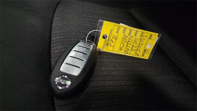used 2025 Nissan Altima car