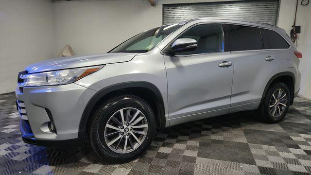 used 2018 Toyota Highlander car, priced at $16,800