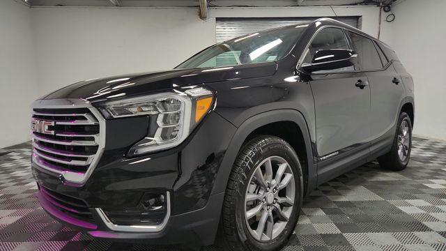 used 2024 GMC Terrain car, priced at $27,887