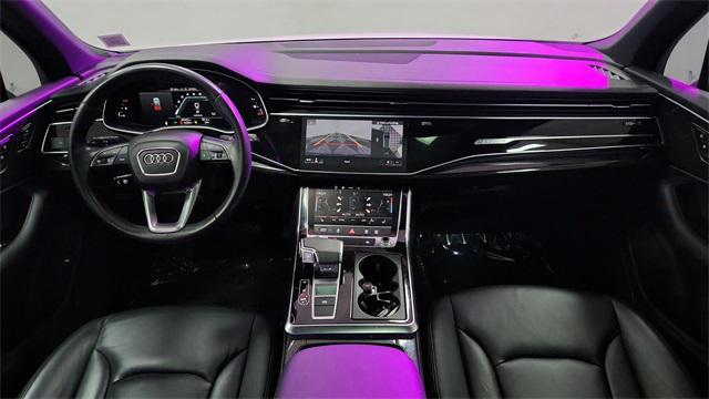 used 2024 Audi Q7 car, priced at $43,800