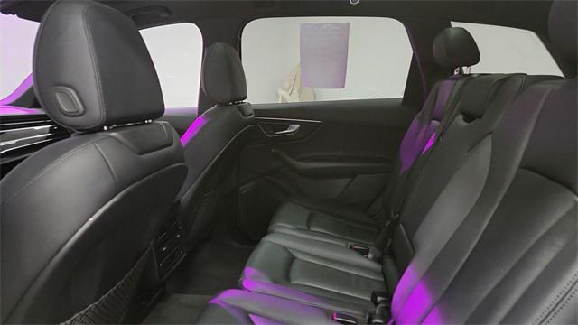 used 2024 Audi Q7 car, priced at $43,800