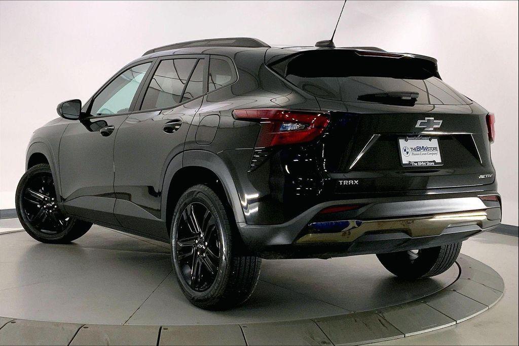 used 2024 Chevrolet Trax car, priced at $24,383