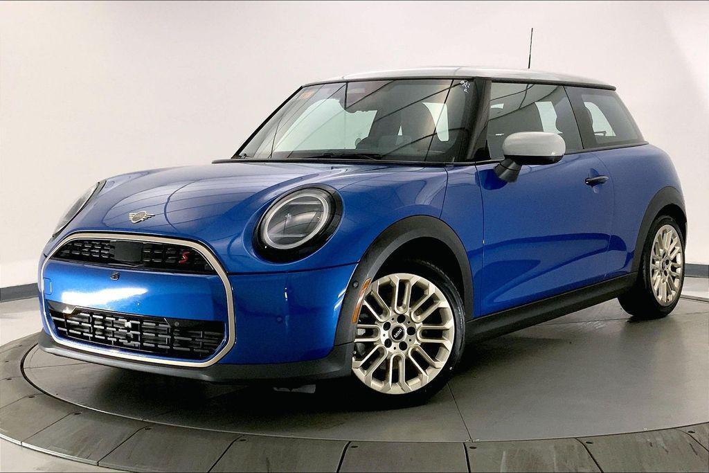 used 2025 MINI Hardtop car, priced at $33,808