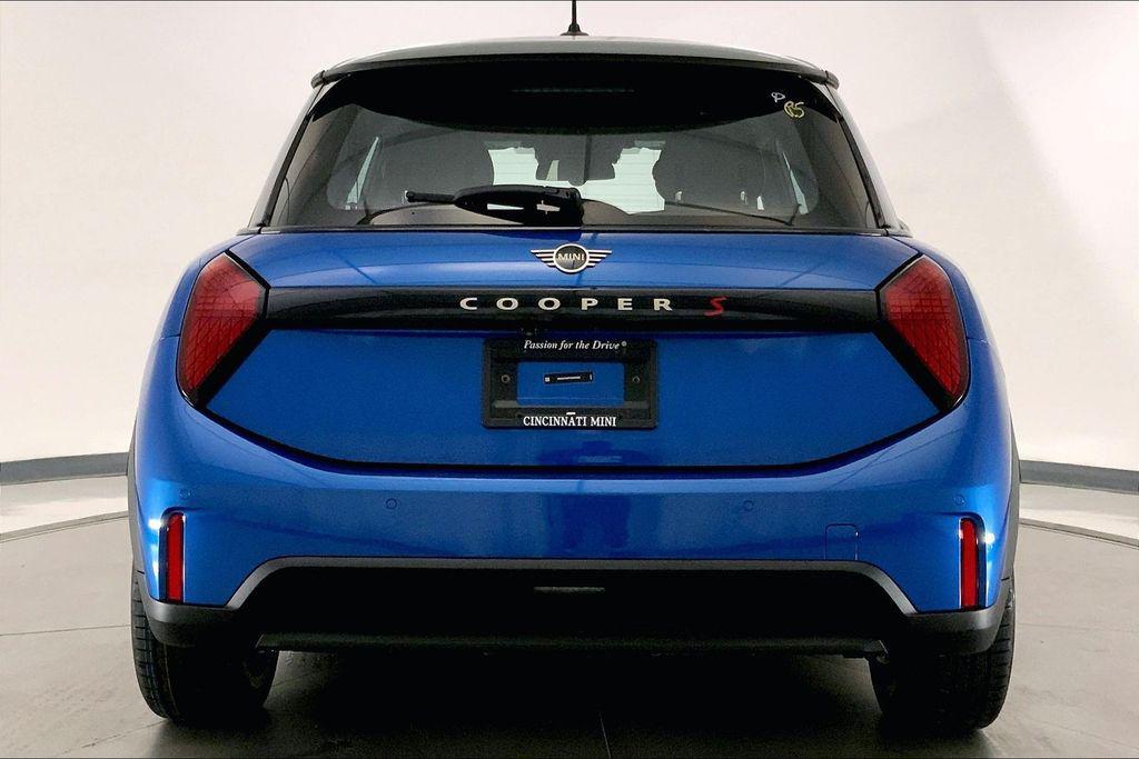 used 2025 MINI Hardtop car, priced at $33,808