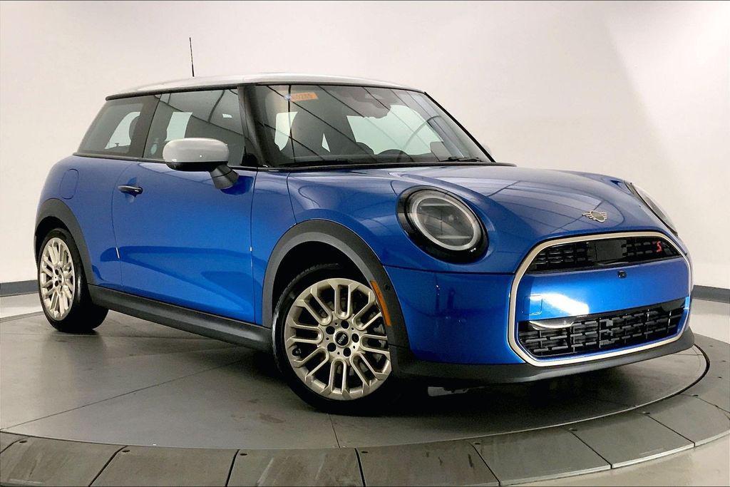 used 2025 MINI Hardtop car, priced at $33,808