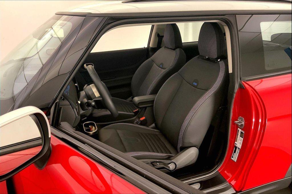 used 2025 MINI Hardtop car, priced at $34,290