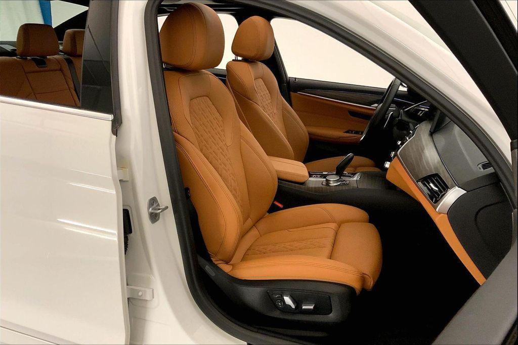 used 2021 BMW 530 car