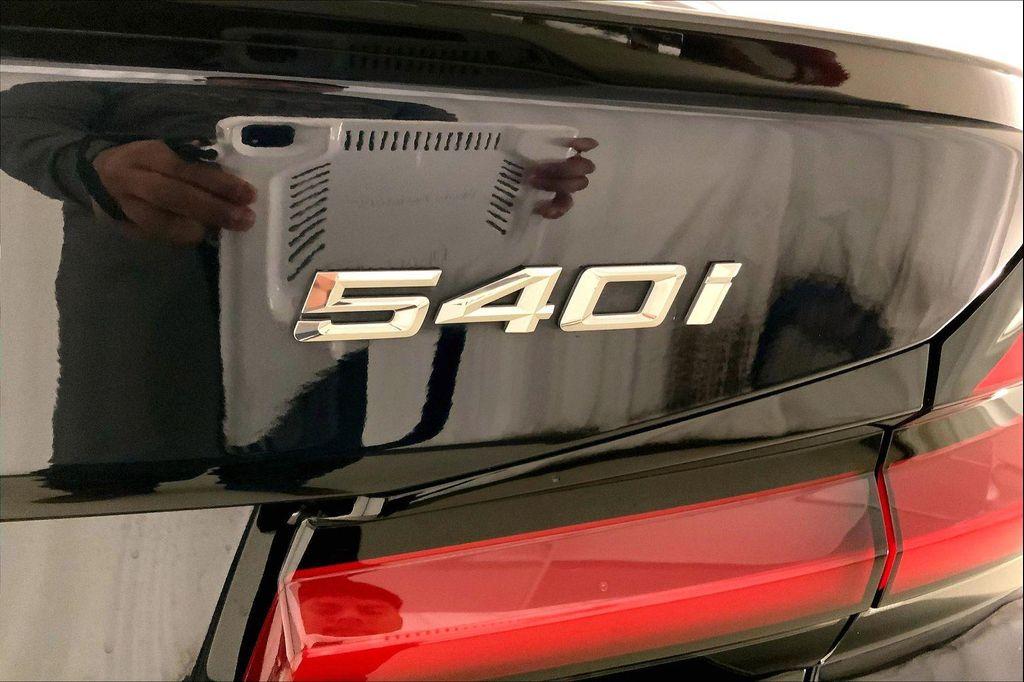 used 2021 BMW 540 car