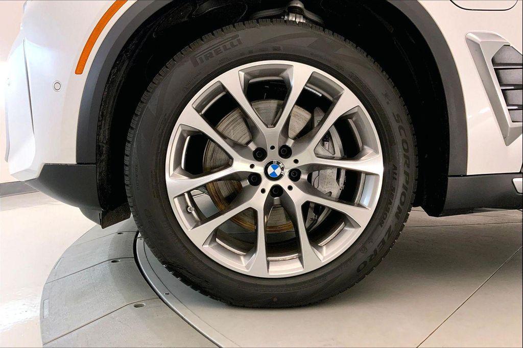 new 2026 BMW X5 PHEV car, priced at $82,098